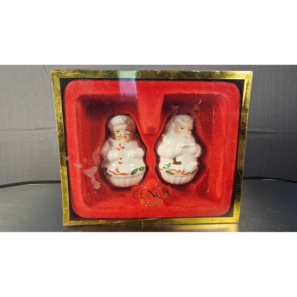 Lenox Holiday Mr. & Mrs. Claus Salt & Pepper Shaker Set Ivory China 6115893